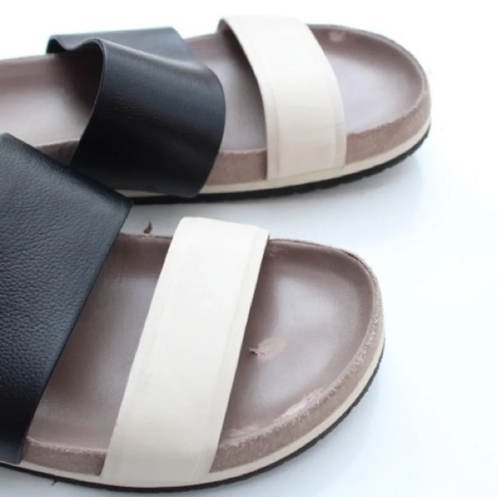 Vince Giada sandals